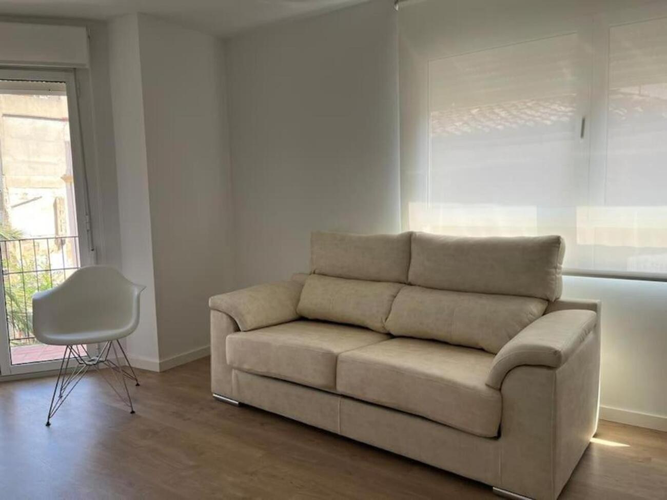 Carbo Home Y Garaje , Algemesi Home ภายนอก รูปภาพ